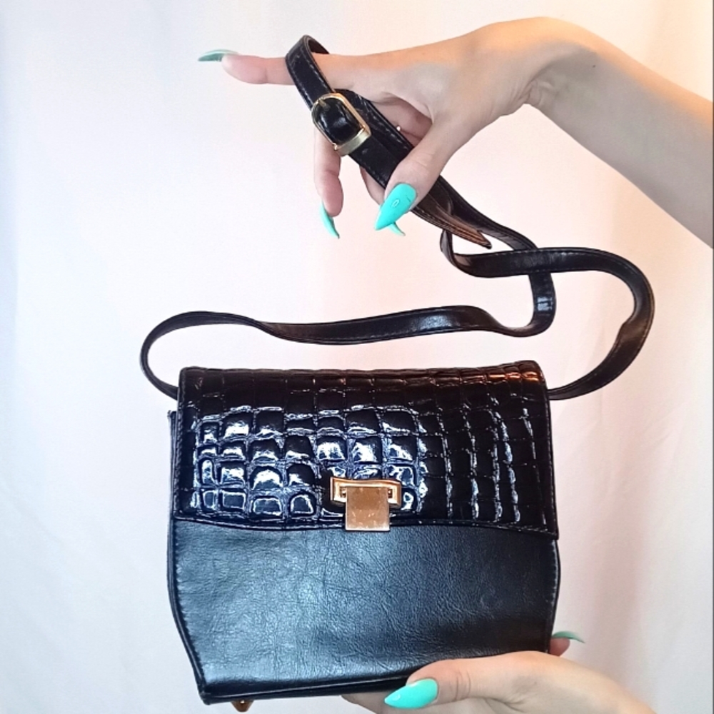 Vintage Maxime Black Leather & Faux Crocodile Shoulder Bag.